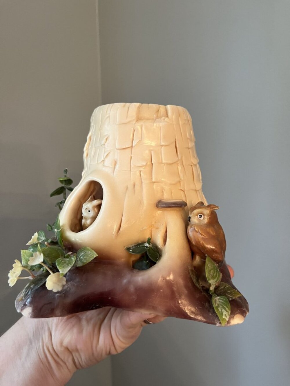 Middle Earth Candle Shop 1970s Sculpted Wax Woodland Tree Stump Candle With Deco - Picture 2 of 9